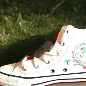 Converse White High-Tops with succulent Design youth size 1